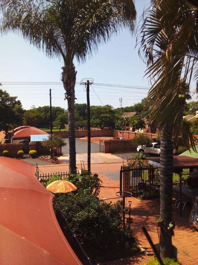 Africas Eden Guesthouse Mookgophong Luaran gambar