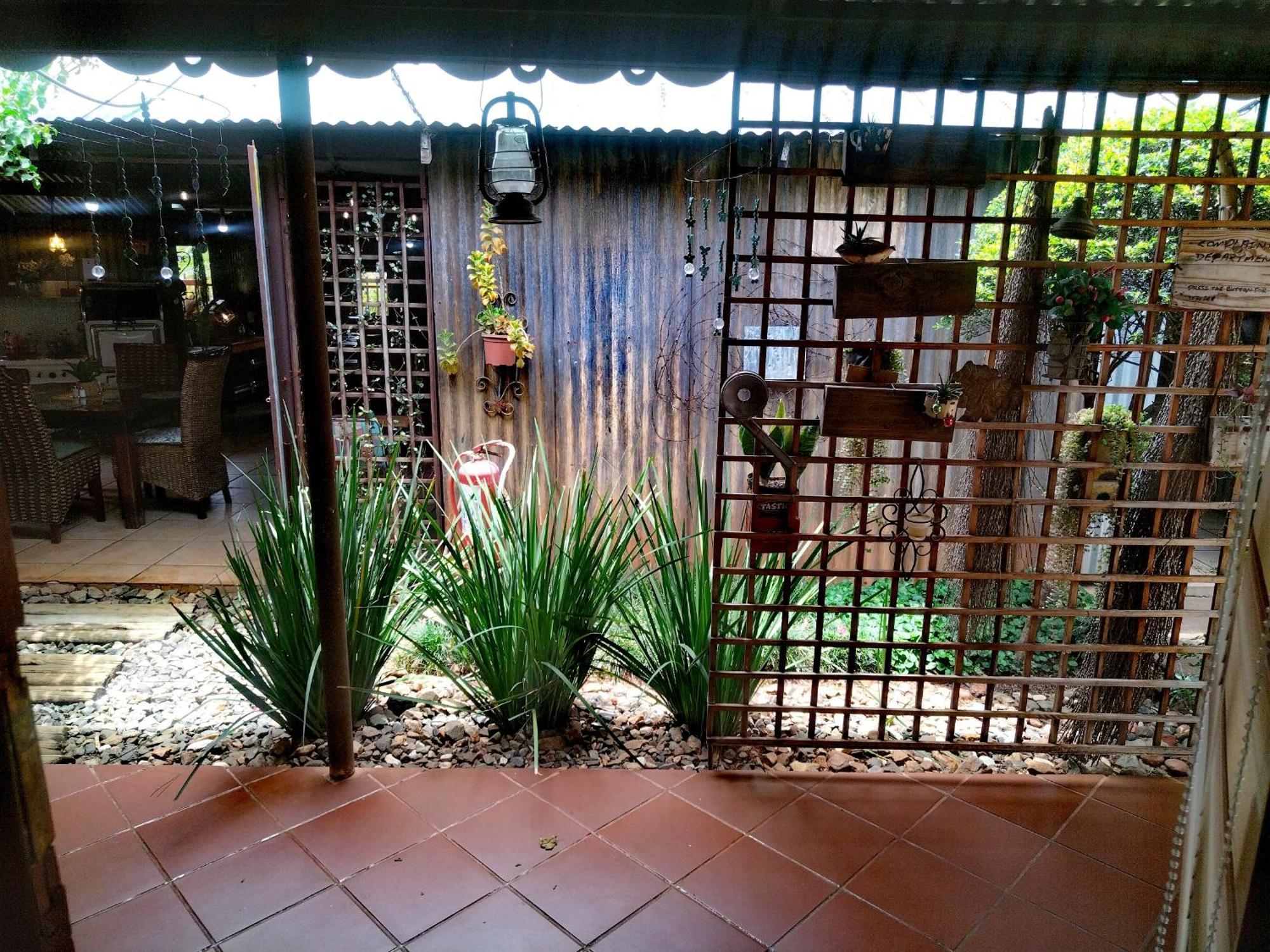 Africas Eden Guesthouse Mookgophong Luaran gambar