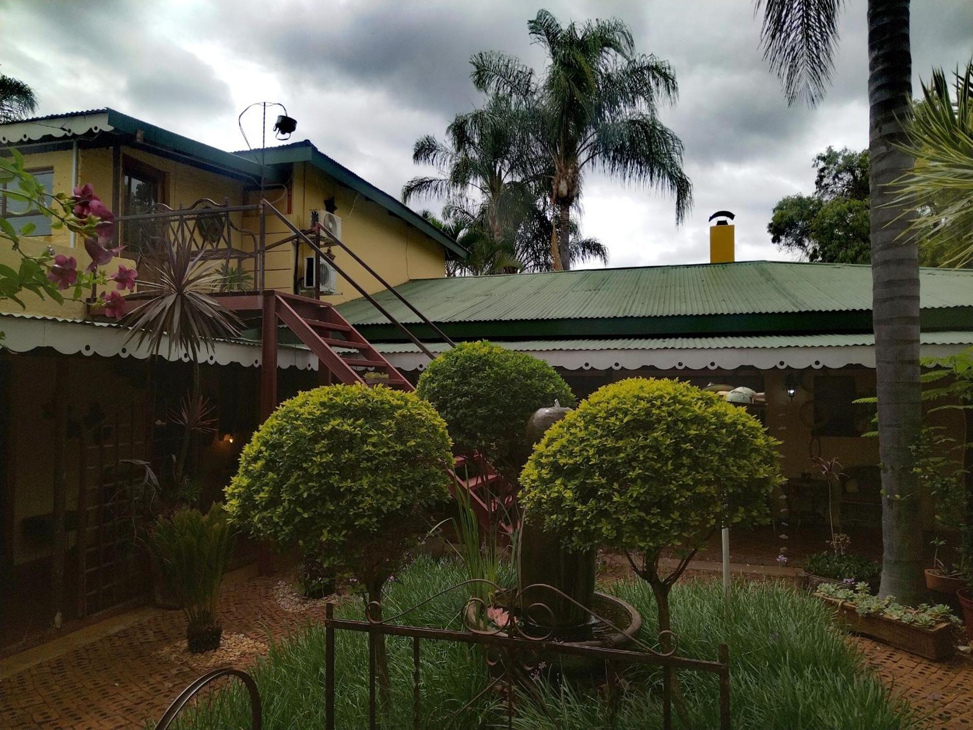 Africas Eden Guesthouse Mookgophong Luaran gambar