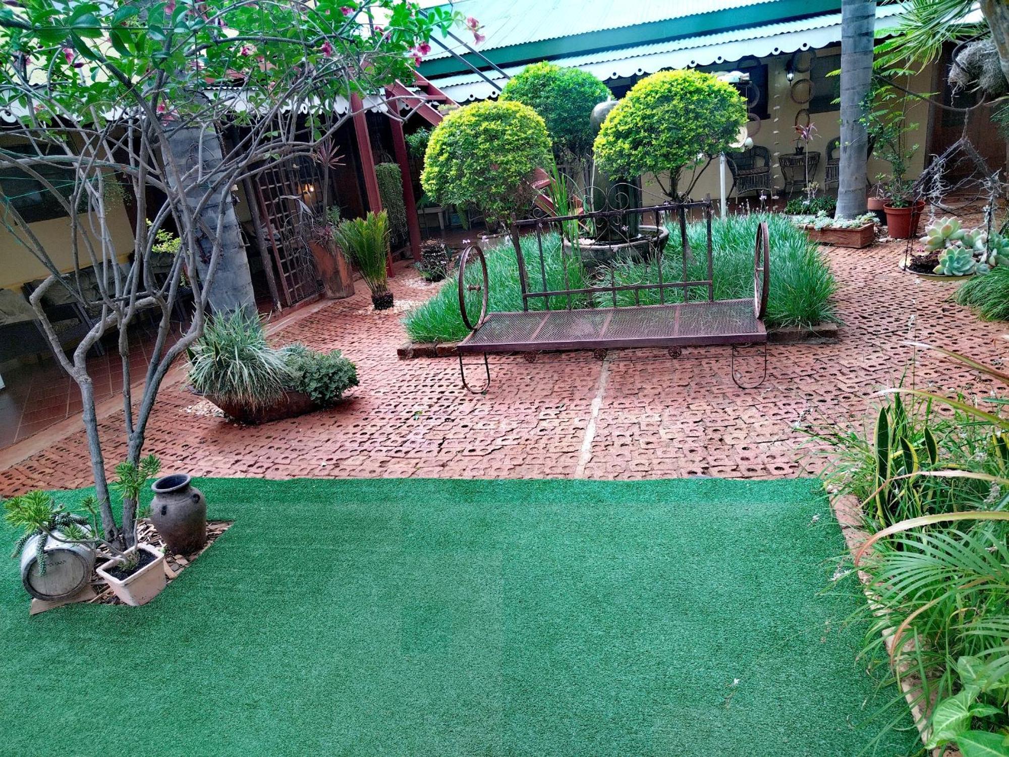 Africas Eden Guesthouse Mookgophong Luaran gambar