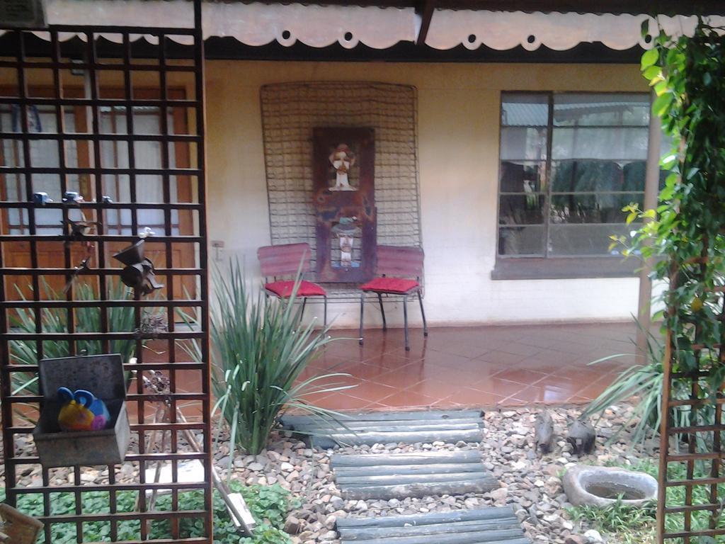 Africas Eden Guesthouse Mookgophong Luaran gambar